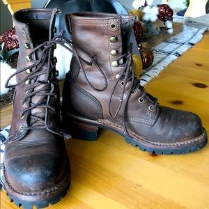 Frye Loggers distressed boots. Size 7.5